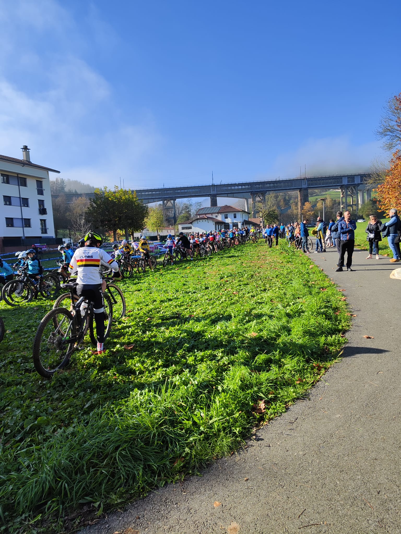 fOTOGRAFÍA DE LIERNI UNZURRUNZAGA PILDAIN